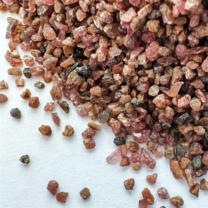Sandblasting Garnet Sand 12-24mesh